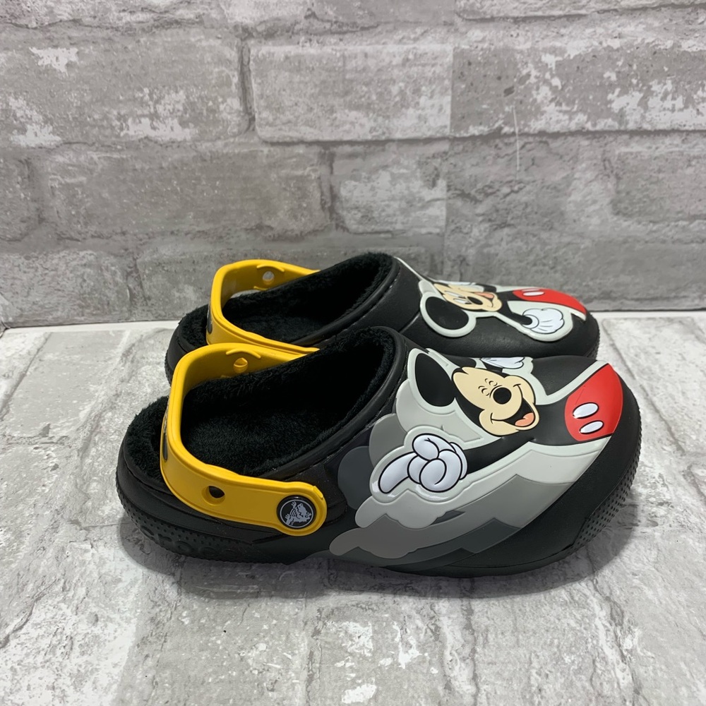 Mickey Mouse Crocs - Picture 4 of 7